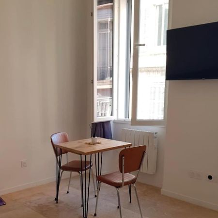 Central And Comfortable Studio, Near Train Station Marseille Luaran gambar